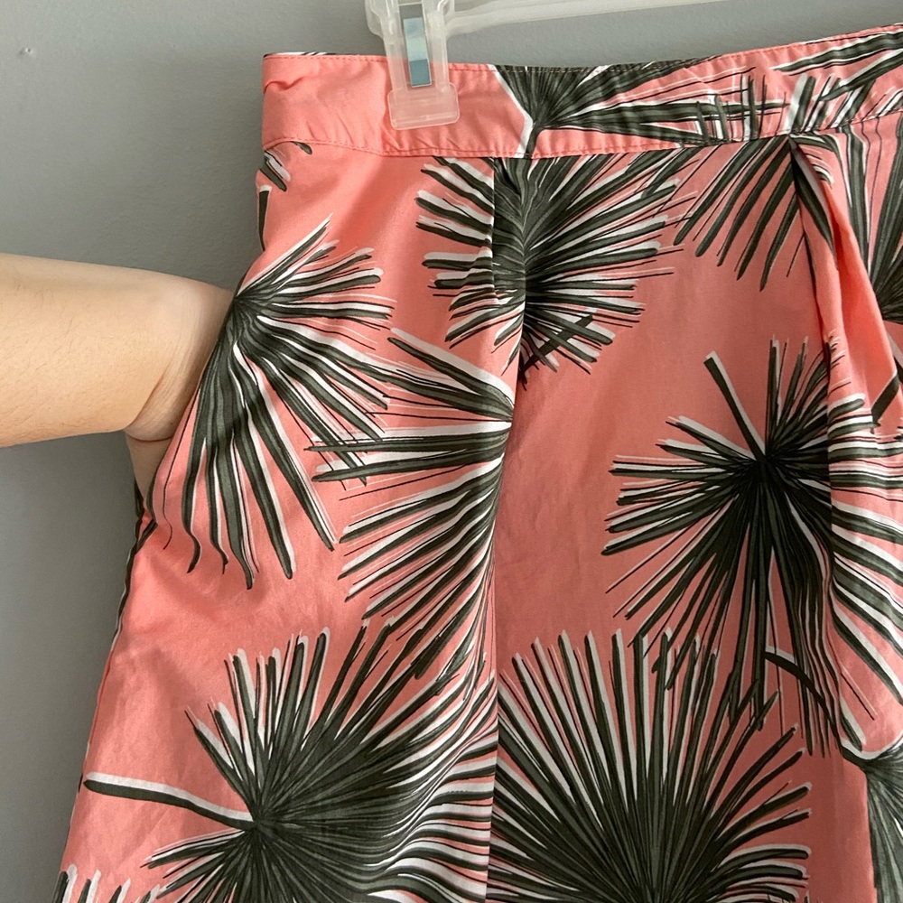A New Day palm leaves skirt - Picture 3 of 6